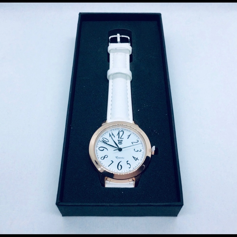 Women Wrist Leather white Watch Japan Quartz Movement Stainless Steel Back